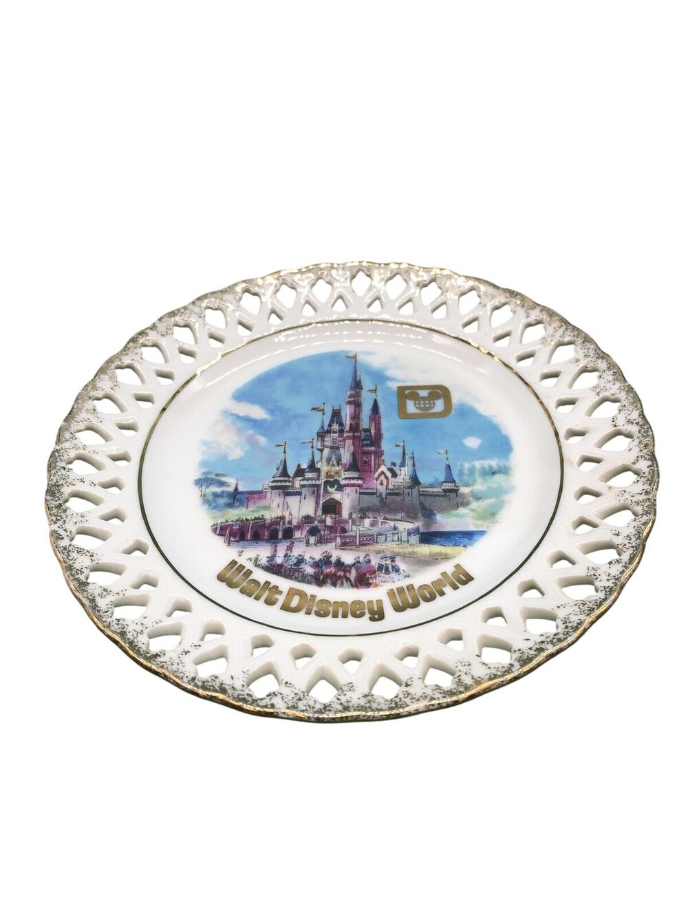 Vintage Disney Cinderella Castle Walt Disney World Souvenir Plate White Gold